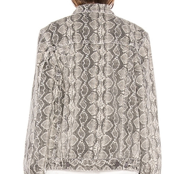 NEW BLANKNYC DENIM TRUCKER JACKET SNAKE PRINT - Picture 3 of 10